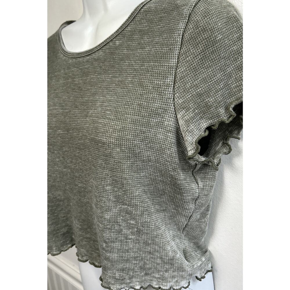 American Eagle Women's L Crop Top Waffle Knit Lettuce Hem Green Y2K Fairy Earthy - Picture 1 of 7